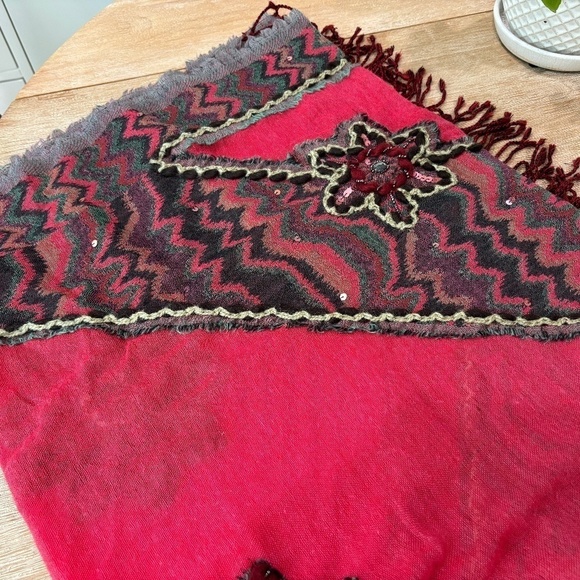 ANTHROPOLOGIE Feathers by Tolani Embellished Wool Bright Pink Scarf Shawl - Picture 12 of 14